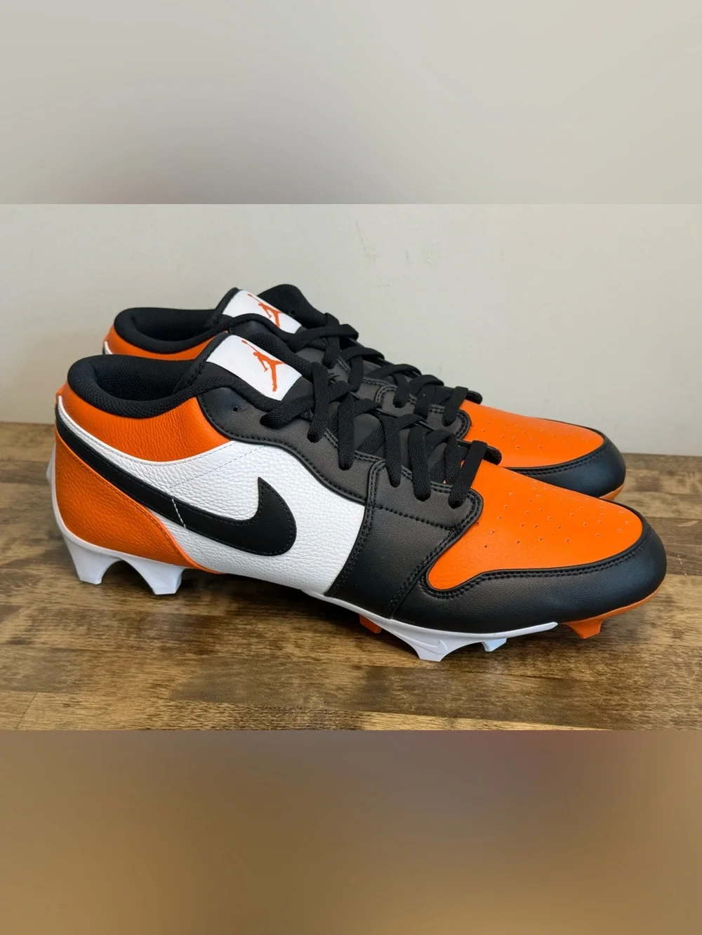Jordan nike low